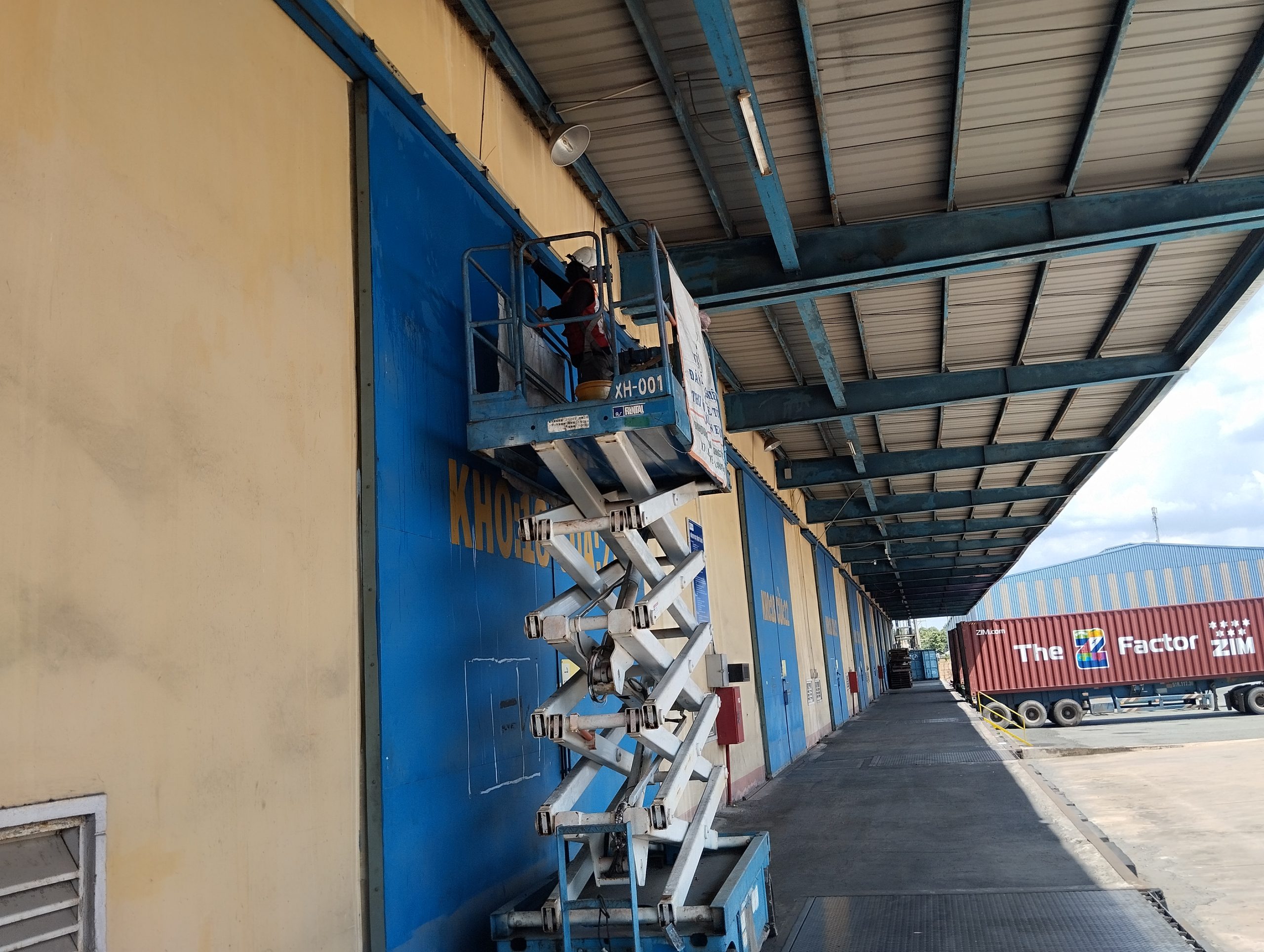 dịch vụ quét mạng nhện nhà xưởng tại Bình Phước